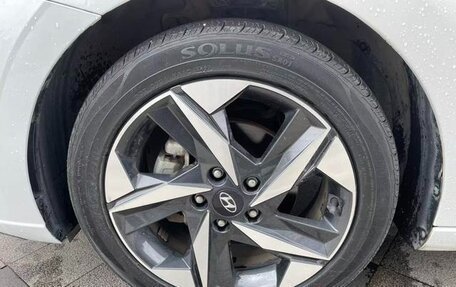 Hyundai Elantra, 2022 год, 1 070 000 рублей, 18 фотография