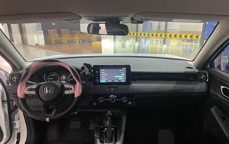 Honda Vezel, 2023 год, 1 540 007 рублей, 8 фотография