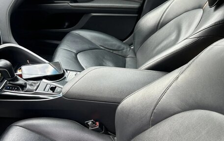 Toyota Camry, 2020 год, 2 500 000 рублей, 4 фотография