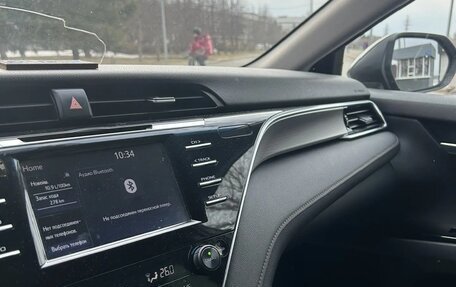 Toyota Camry, 2020 год, 2 500 000 рублей, 6 фотография