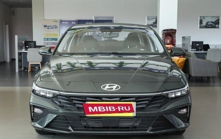 Hyundai Elantra, 2025 год, 1 550 000 рублей, 11 фотография