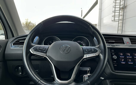 Volkswagen Tiguan II, 2021 год, 3 099 000 рублей, 7 фотография