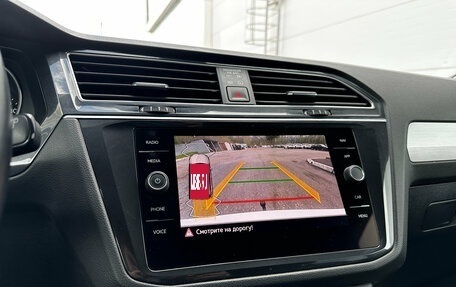 Volkswagen Tiguan II, 2021 год, 3 099 000 рублей, 10 фотография