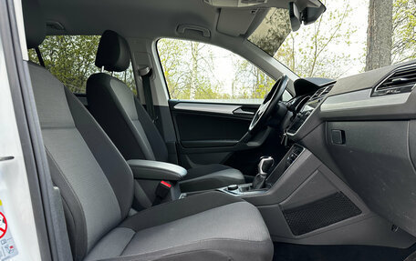 Volkswagen Tiguan II, 2021 год, 3 099 000 рублей, 17 фотография