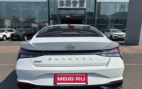 Hyundai Elantra, 2023 год, 1 660 000 рублей, 4 фотография
