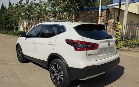 Nissan Qashqai, 2023 год, 2 070 000 рублей, 6 фотография