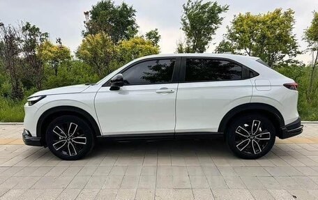 Honda Vezel, 2023 год, 1 740 000 рублей, 7 фотография