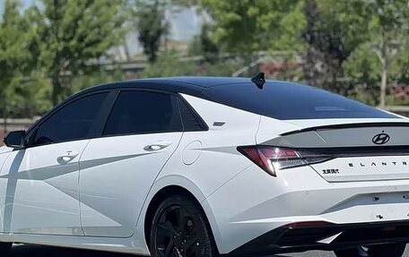 Hyundai Elantra, 2022 год, 1 310 000 рублей, 6 фотография