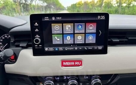 Honda Vezel, 2023 год, 1 740 000 рублей, 14 фотография