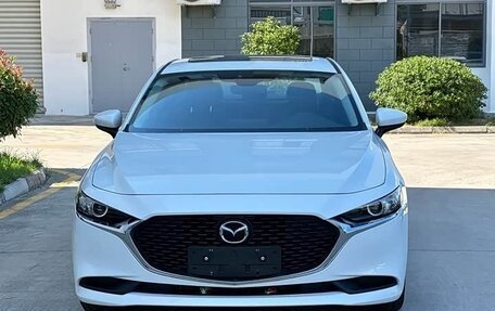 Mazda 3, 2023 год, 1 600 000 рублей, 2 фотография