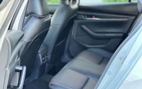 Mazda 3, 2023 год, 1 600 000 рублей, 11 фотография