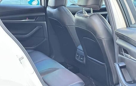 Mazda 3, 2023 год, 1 600 000 рублей, 10 фотография