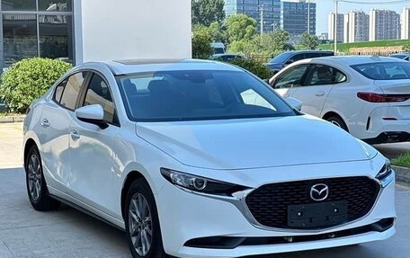 Mazda 3, 2023 год, 1 600 000 рублей, 3 фотография