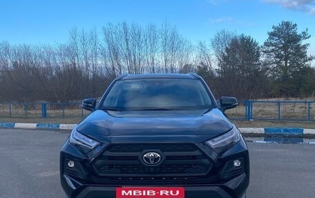 Toyota RAV4, 2025 год, 4 200 000 рублей, 2 фотография