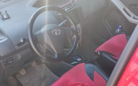 Toyota Yaris III рестайлинг, 2008 год, 620 000 рублей, 7 фотография