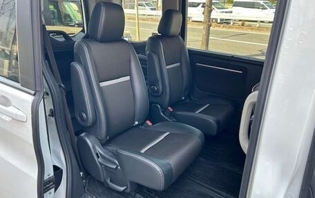 Honda Stepwgn IV, 2022 год, 1 995 000 рублей, 21 фотография