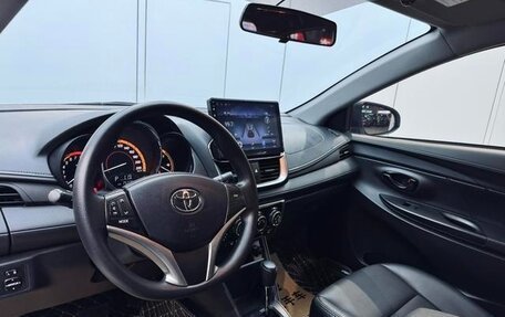 Toyota Yaris XP150 рестайлинг, 2022 год, 1 196 605 рублей, 12 фотография
