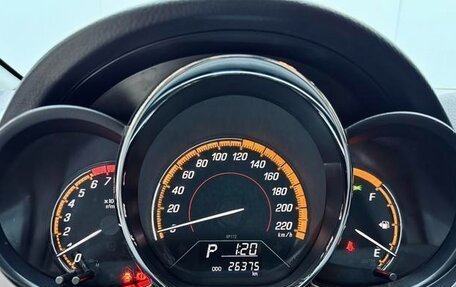 Toyota Yaris XP150 рестайлинг, 2022 год, 1 196 605 рублей, 24 фотография