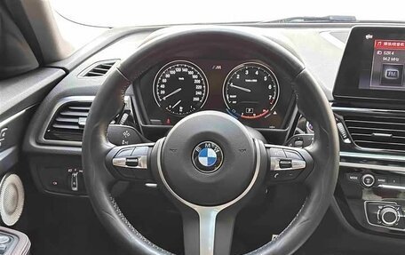 BMW 1 серия, 2023 год, 1 780 000 рублей, 13 фотография