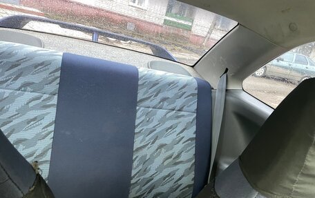 Mitsubishi Mirage VI рестайлинг, 1997 год, 130 000 рублей, 11 фотография
