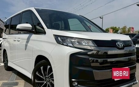 Toyota Noah, 2024 год, 3 290 000 рублей, 3 фотография