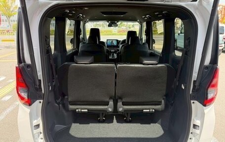 Toyota Noah, 2024 год, 3 290 000 рублей, 34 фотография