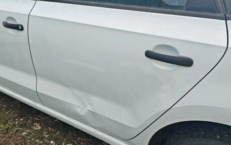 Volkswagen Polo VI (EU Market), 2019 год, 840 000 рублей, 2 фотография