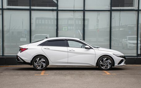 Hyundai Elantra, 2024 год, 2 140 000 рублей, 8 фотография
