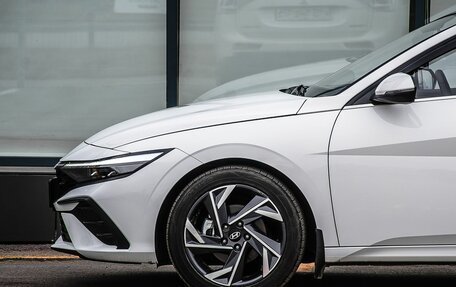 Hyundai Elantra, 2024 год, 2 140 000 рублей, 9 фотография