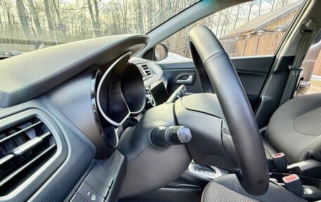 KIA Rio III рестайлинг, 2015 год, 1 105 000 рублей, 25 фотография