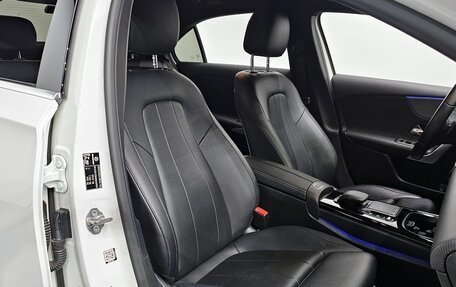 Mercedes-Benz A-Класс, 2021 год, 1 920 000 рублей, 9 фотография