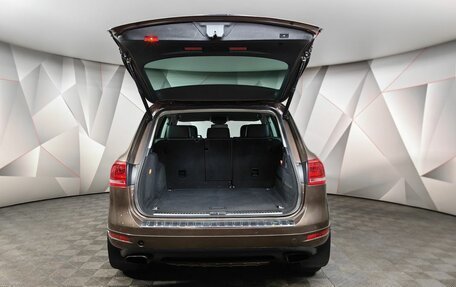 Volkswagen Touareg III, 2013 год, 1 875 000 рублей, 12 фотография