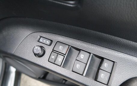 Toyota Sienta II, 2021 год, 1 098 000 рублей, 17 фотография