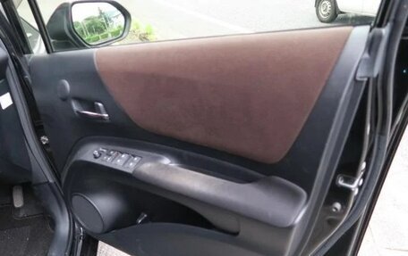 Toyota Sienta II, 2021 год, 1 098 000 рублей, 16 фотография