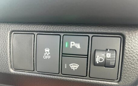 Honda Vezel, 2026 год, 1 960 000 рублей, 25 фотография