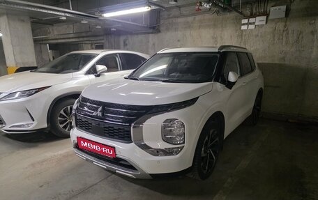 Mitsubishi Outlander, 2023 год, 4 350 000 рублей, 1 фотография