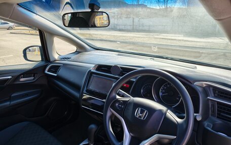 Honda Fit III, 2014 год, 900 000 рублей, 12 фотография