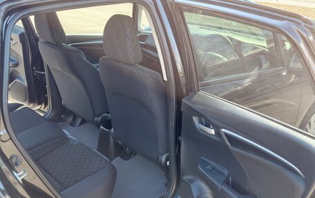 Honda Fit III, 2014 год, 900 000 рублей, 16 фотография