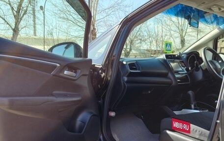 Honda Fit III, 2014 год, 900 000 рублей, 18 фотография