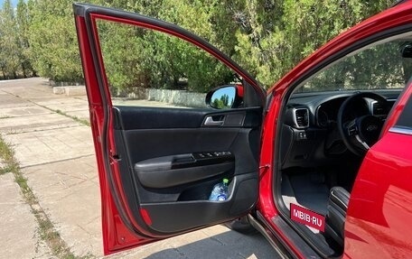 KIA Sportage IV рестайлинг, 2021 год, 2 370 000 рублей, 12 фотография