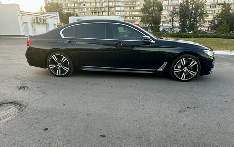 BMW 7 серия, 2015 год, 3 950 000 рублей, 2 фотография