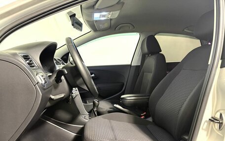 Volkswagen Polo VI (EU Market), 2012 год, 590 000 рублей, 17 фотография