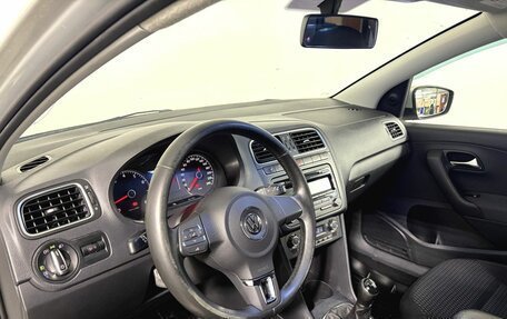 Volkswagen Polo VI (EU Market), 2012 год, 590 000 рублей, 16 фотография