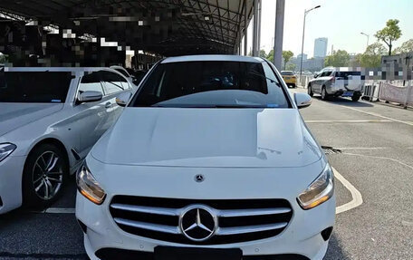 Mercedes-Benz B-Класс, 2022 год, 1 645 000 рублей, 6 фотография