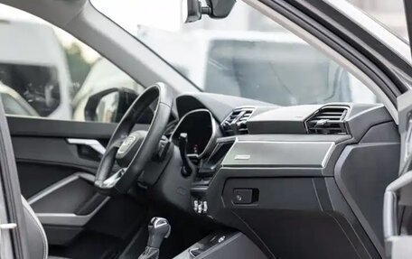 Audi Q3, 2022 год, 1 850 000 рублей, 7 фотография