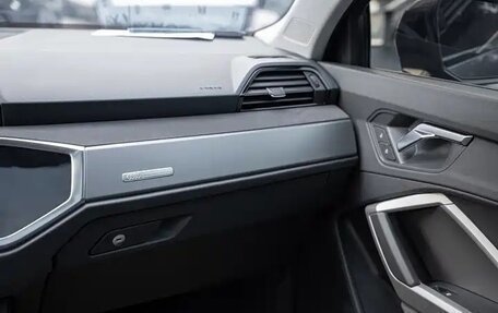 Audi Q3, 2022 год, 1 850 000 рублей, 11 фотография