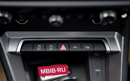 Audi Q3, 2022 год, 1 850 000 рублей, 12 фотография