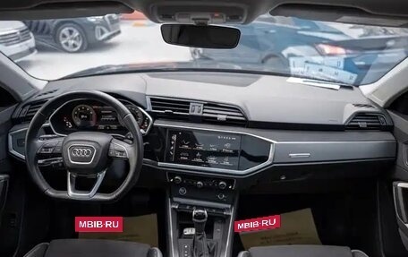 Audi Q3, 2022 год, 1 850 000 рублей, 10 фотография