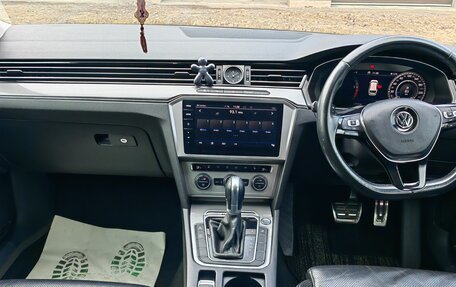 Volkswagen Passat B8 рестайлинг, 2019 год, 2 355 000 рублей, 7 фотография