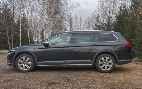 Volkswagen Passat B8 рестайлинг, 2019 год, 2 355 000 рублей, 3 фотография